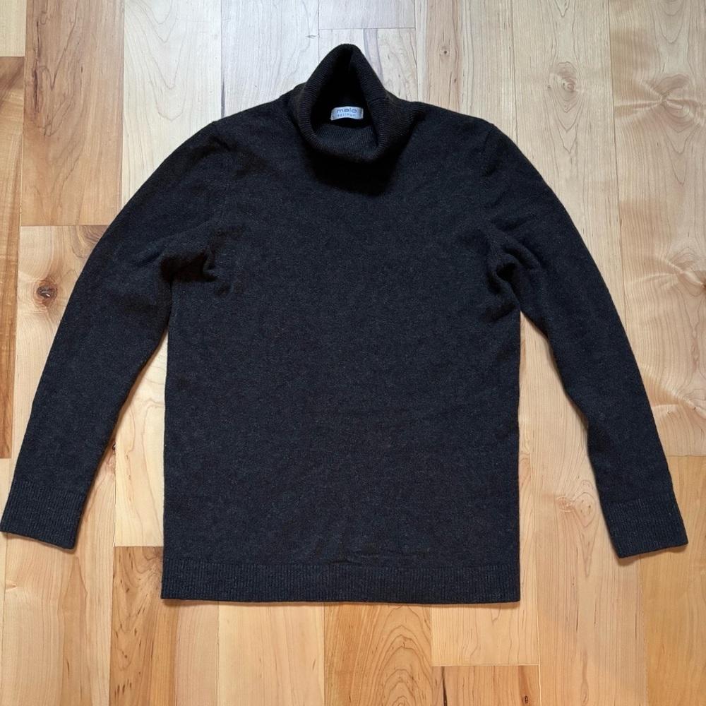 Malo Optimum Charcoal Gray Cashmere Merino Wool Blend Turtleneck Sweater